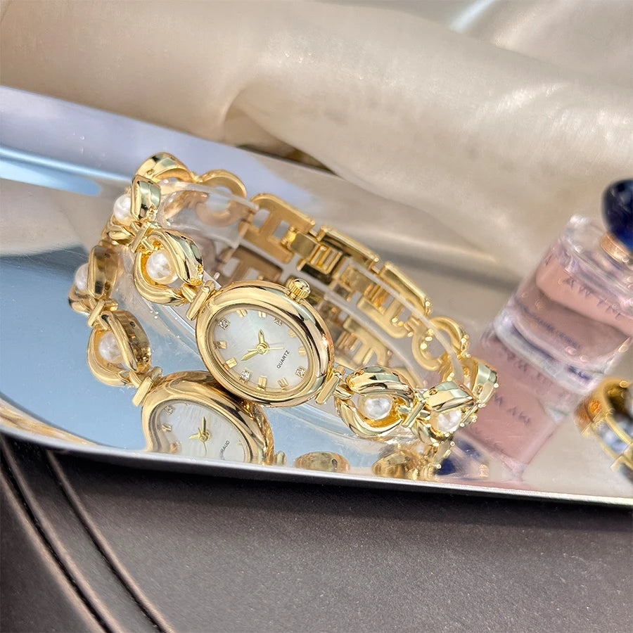 Lealta Pearl Watch