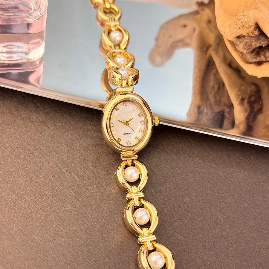 Lealta Pearl Watch
